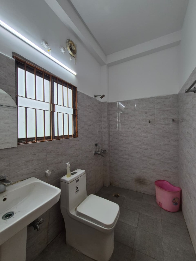 Unfurnished 3bhk duplex in Bhetapara, Guwahati, Assam, India for Rent